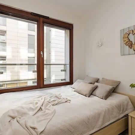 Apartment Superior Panska, 2 Rooms, 1 Bedroom, Metro! 24h Reception!