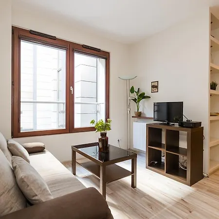 Superior Panska, 2 Rooms, 1 Bedroom, Metro! 24h Reception! アパート ワルシャワ